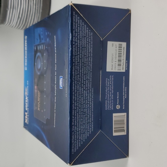 Sirius XM Satellite Radio XM Onyx XDNX1V1 XM Radio + Vehicle Kit New Open Box - Picture 5 of 12